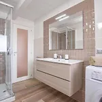 7 * Laureana Cilento