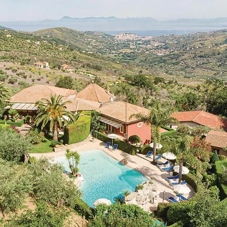 Διαμέρισμα 7 Laureana Cilento
